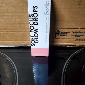 Rodial Soft Focus Glow Drops